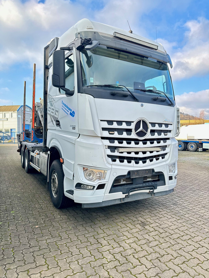Mercedes Arocs 3358 L 6x4 Radstand 4500 Arocs 3358 L 6x4 Blatt-Luft Gefedert - Holztransporter: das Bild 5 Mercedes Arocs 3358 L 6x4 Radstand 4500 Arocs 3358 L 6x4 Blatt-Luft Gefedert - Holztransporter: das Bild 5