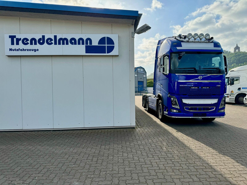 Volvo FH-16-750 SZM 6x4 80 to Retarder TÜV 09.2026 - Sattelzugmaschine: das Bild 4 Volvo FH-16-750 SZM 6x4 80 to Retarder TÜV 09.2026 - Sattelzugmaschine: das Bild 4