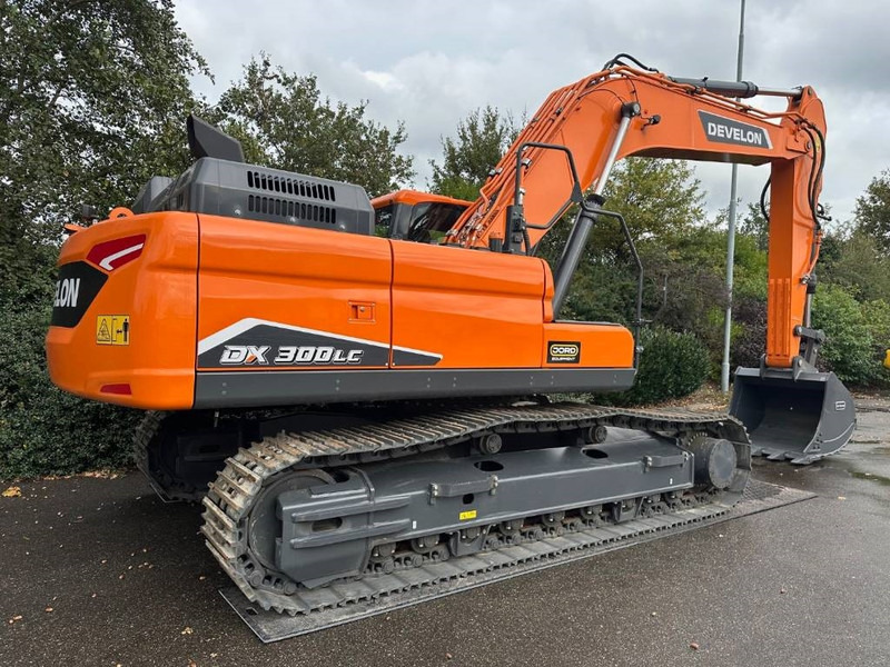 Develon DX 300 LC-7M - Kettenbagger: das Bild 4 Develon DX 300 LC-7M - Kettenbagger: das Bild 4