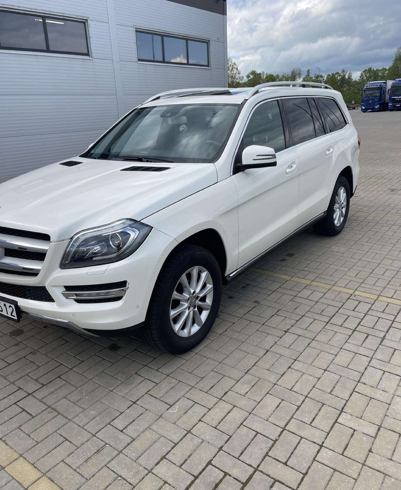 Mercedes-Benz GL350 - SUV/ Geländewagen: das Bild 3 Mercedes-Benz GL350 - SUV/ Geländewagen: das Bild 3