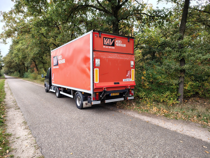 VAN VEEN HEAS - Koffer Auflieger: das Bild 3 VAN VEEN HEAS - Koffer Auflieger: das Bild 3