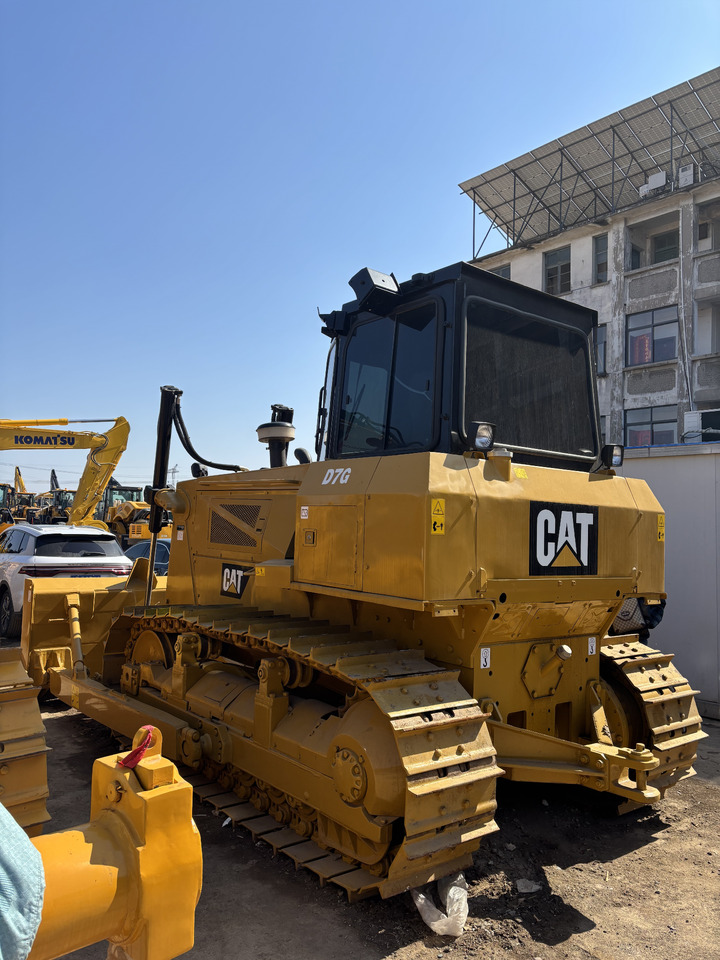 CATERPILLAR D7G Caterpillar USA brand Heavy Duty Bulldozer For Mining & Road Construction ready to work - Bulldozer: das Bild 5 CATERPILLAR D7G Caterpillar USA brand Heavy Duty Bulldozer For Mining & Road Construction ready to work - Bulldozer: das Bild 5