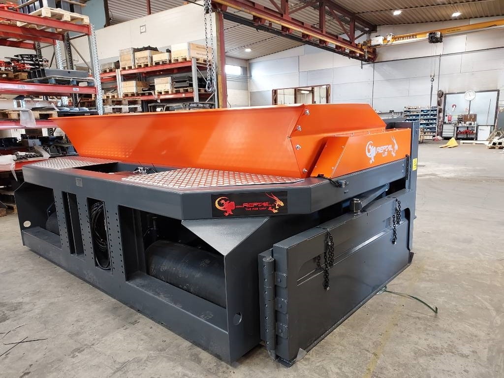 Reptail LM - Grader: das Bild 5 Reptail LM - Grader: das Bild 5