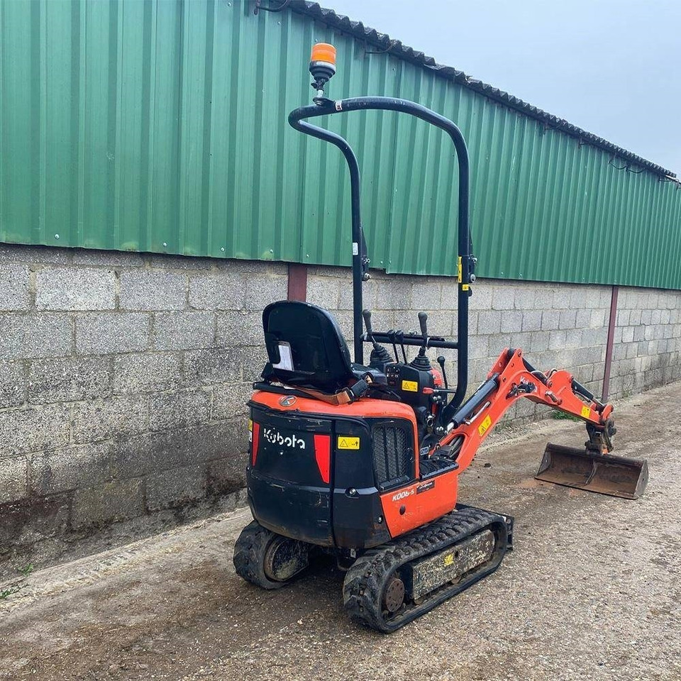 Kubota K008-5 - Minibagger: das Bild 2 Kubota K008-5 - Minibagger: das Bild 2