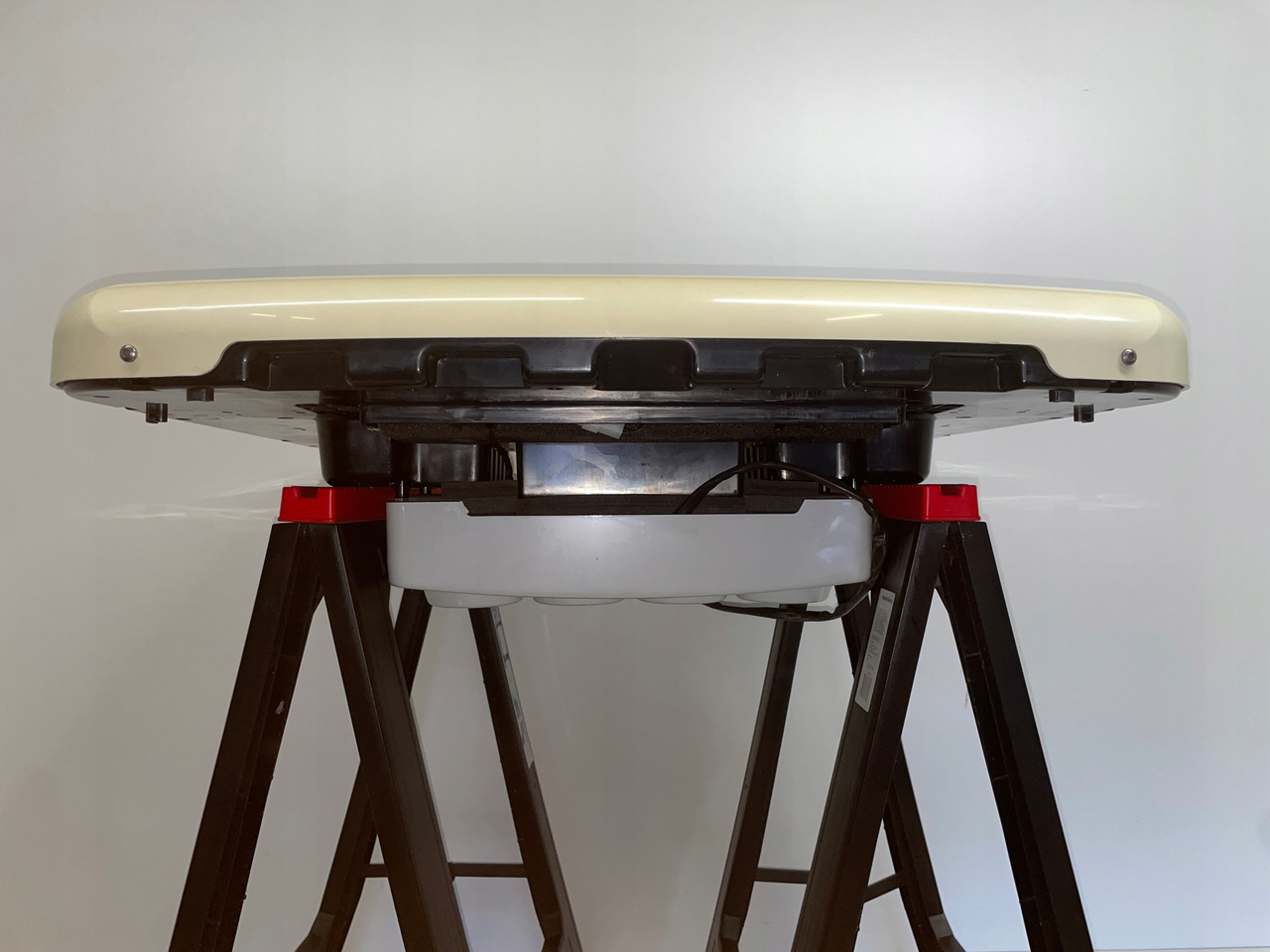 KLIMATYZACJA POSTOJOWA SLIM SCANIA NTG MC2358116 - Klimakompressor für LKW: das Bild 4 KLIMATYZACJA POSTOJOWA SLIM SCANIA NTG MC2358116 - Klimakompressor für LKW: das Bild 4