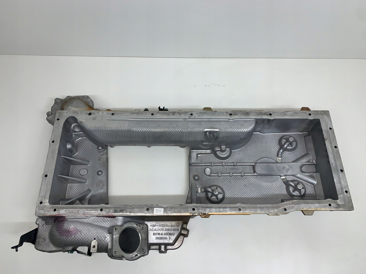 MISKA OLEJOWA MAN TGX TGS EURO 6 E 6 - Ölwanne für LKW: das Bild 3 MISKA OLEJOWA MAN TGX TGS EURO 6 E 6 - Ölwanne für LKW: das Bild 3