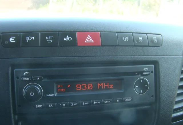 Iveco DAILY 35 S 15 MAXI L4 H2 KLIMATRONIC - Leasing Iveco DAILY 35 S 15 MAXI L4 H2 KLIMATRONIC: das Bild 18 Iveco DAILY 35 S 15 MAXI L4 H2 KLIMATRONIC - Leasing Iveco DAILY 35 S 15 MAXI L4 H2 KLIMATRONIC: das Bild 18