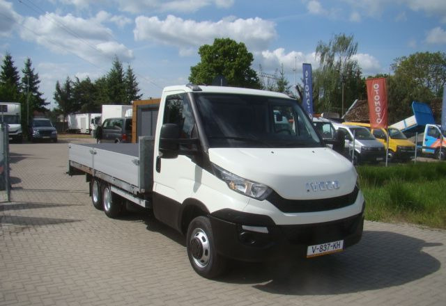 Iveco DAILY 40 C 17 3.0TDI CLIXSTAR PRAWOJAZDY E DO B 3400KGŁADOWNOŚCI - Pritsche Transporter: das Bild 4 Iveco DAILY 40 C 17 3.0TDI CLIXSTAR PRAWOJAZDY E DO B 3400KGŁADOWNOŚCI - Pritsche Transporter: das Bild 4