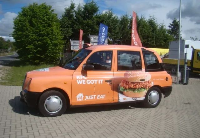 LTI Inny - PKW: das Bild 2 LTI Inny - PKW: das Bild 2