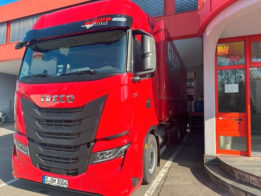 Iveco AS 260SY/FS CM - Containerwagen/ Wechselfahrgestell LKW: das Bild 1 Iveco AS 260SY/FS CM - Containerwagen/ Wechselfahrgestell LKW: das Bild 1