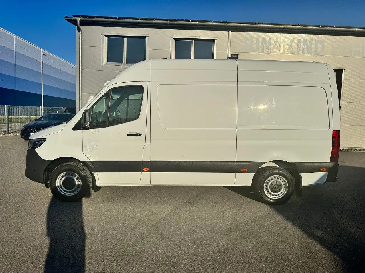 Mercedes-Benz Sprinter 316 CDI Lang Hoch Klima LED MBUX - Kastenwagen: das Bild 3 Mercedes-Benz Sprinter 316 CDI Lang Hoch Klima LED MBUX - Kastenwagen: das Bild 3