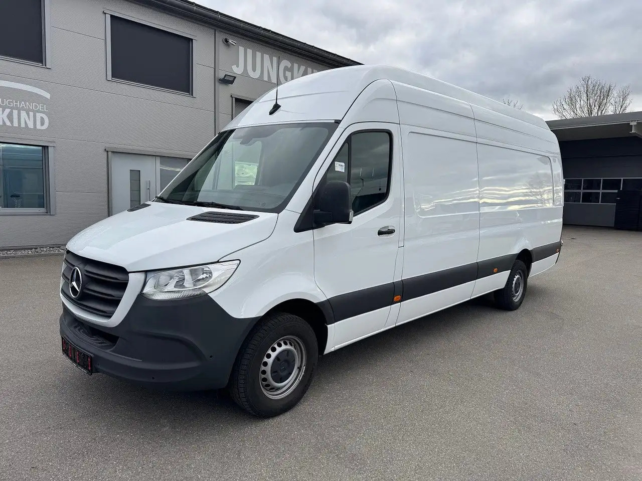 Mercedes-Benz Sprinter 317 CDI Maxi Lang Extralang XXL MBUX - Kastenwagen: das Bild 1 Mercedes-Benz Sprinter 317 CDI Maxi Lang Extralang XXL MBUX - Kastenwagen: das Bild 1