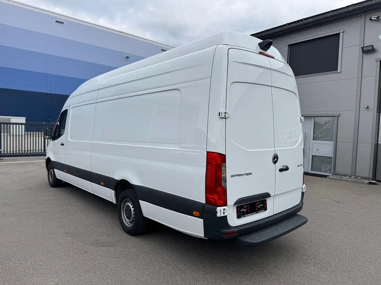 Mercedes-Benz Sprinter 317 CDI Maxi Lang Extralang XXL MBUX - Kastenwagen: das Bild 5 Mercedes-Benz Sprinter 317 CDI Maxi Lang Extralang XXL MBUX - Kastenwagen: das Bild 5