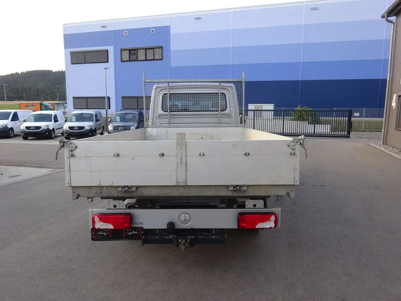 Mercedes-Benz Sprinter 319 CDI DoKa Maxi Kipper AHK 2,8t - Pritsche Transporter, Transporter mit Doppelkabine: das Bild 4 Mercedes-Benz Sprinter 319 CDI DoKa Maxi Kipper AHK 2,8t - Pritsche Transporter, Transporter mit Doppelkabine: das Bild 4