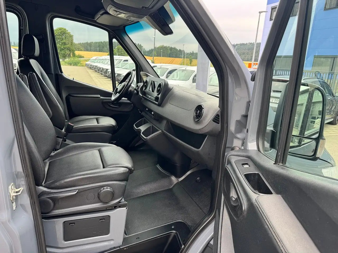 Kastenwagen, Transporter mit Doppelkabine Mercedes-Benz Sprinter 319 CDI Mixto Lang Hoch Klima AHK: das Bild 10