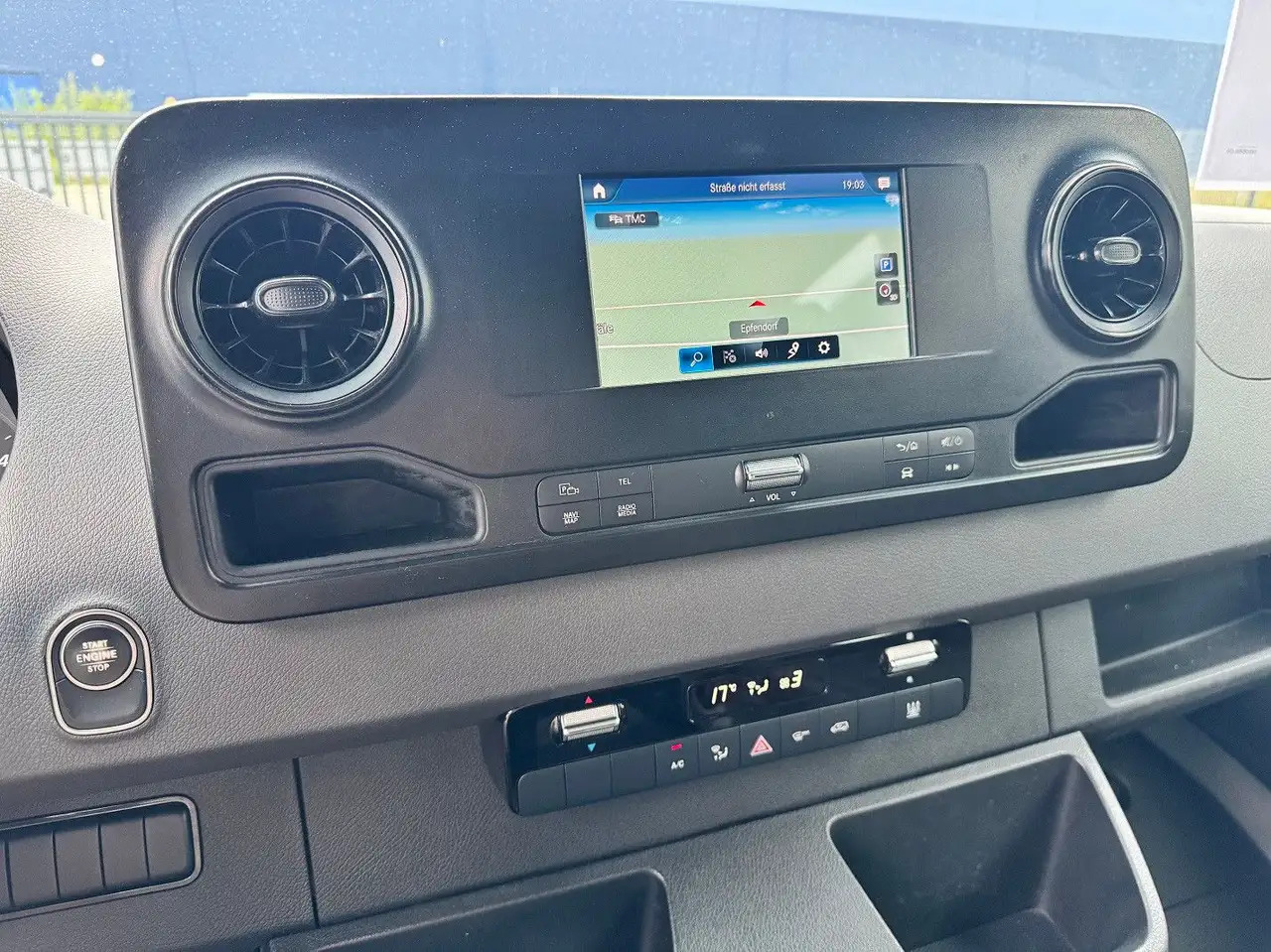 Kastenwagen, Transporter mit Doppelkabine Mercedes-Benz Sprinter 319 CDI Mixto Lang Hoch Klima AHK: das Bild 11