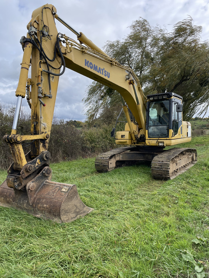 Komatsu PC210LC-8 - Kettenbagger: das Bild 2 Komatsu PC210LC-8 - Kettenbagger: das Bild 2