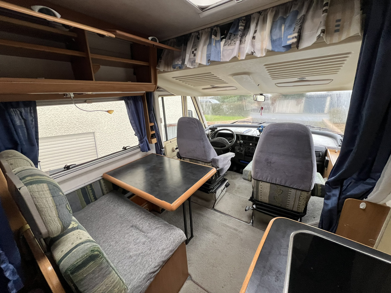 HYMER / ERIBA B-Klasse 574 incl. Hubbett - Markise - 3,85 to - Integriertes Wohnmobil: das Bild 3 HYMER / ERIBA B-Klasse 574 incl. Hubbett - Markise - 3,85 to - Integriertes Wohnmobil: das Bild 3