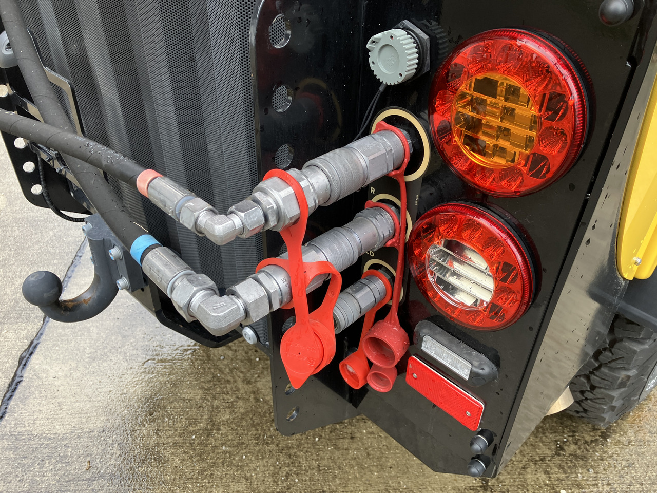 Multihog CX75 - Schneeräumfahrzeug: das Bild 5 Multihog CX75 - Schneeräumfahrzeug: das Bild 5