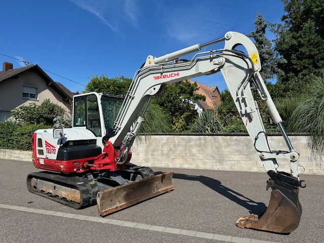 TAKEUCHI TB 370 - Minibagger: das Bild 2 TAKEUCHI TB 370 - Minibagger: das Bild 2