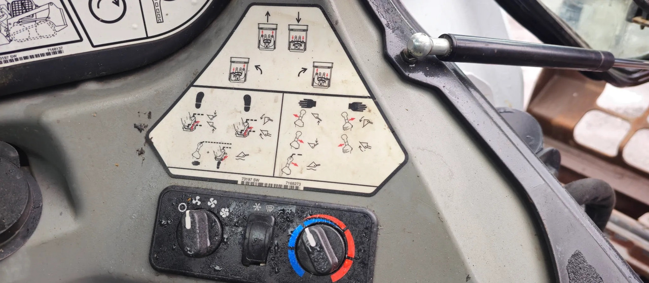 BOBCAT S570 - Kompaktlader: das Bild 5 BOBCAT S570 - Kompaktlader: das Bild 5