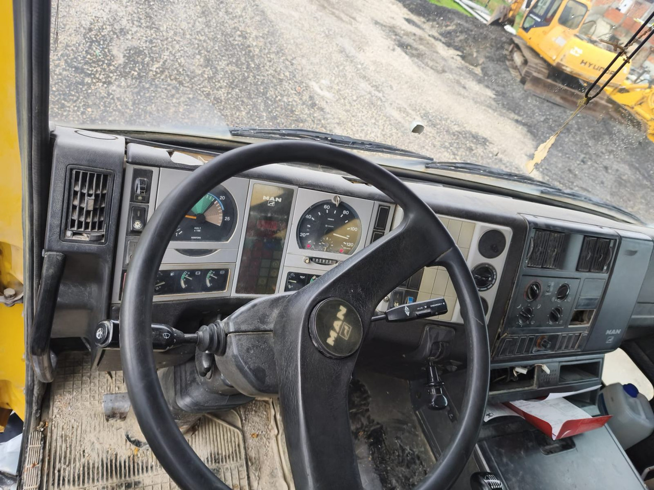 MAN 32364, 1999 god. - Fahrmischer: das Bild 4 MAN 32364, 1999 god. - Fahrmischer: das Bild 4