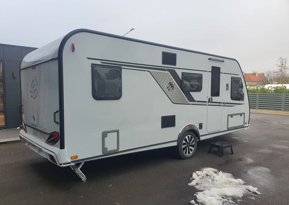 KNAUS SUDWIND 580 QS BLACK SELECTION 2026 / ALDE - Wohnwagen: das Bild 3 KNAUS SUDWIND 580 QS BLACK SELECTION 2026 / ALDE - Wohnwagen: das Bild 3