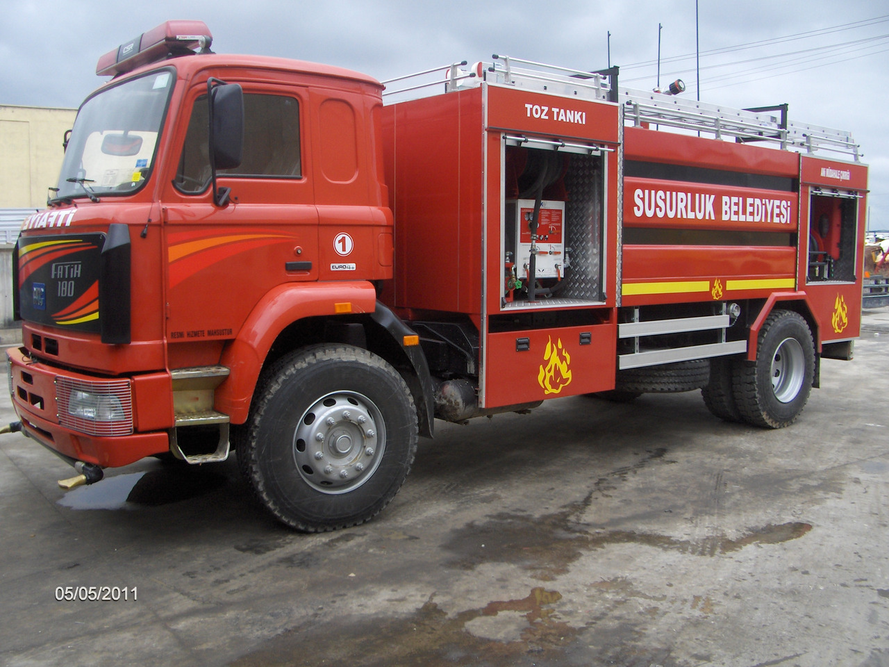 AREL TRAILER FIRE TRUCK FROM MANUFACTURER COMPANY - Feuerwehrfahrzeug: das Bild 2 AREL TRAILER FIRE TRUCK FROM MANUFACTURER COMPANY - Feuerwehrfahrzeug: das Bild 2