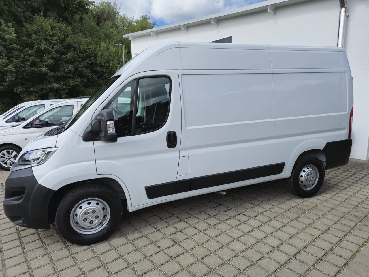 Citroën Jumper 35 L2H2 AppleCarplay/Klima/Kamera/uvm. - Kastenwagen: das Bild 3 Citroën Jumper 35 L2H2 AppleCarplay/Klima/Kamera/uvm. - Kastenwagen: das Bild 3