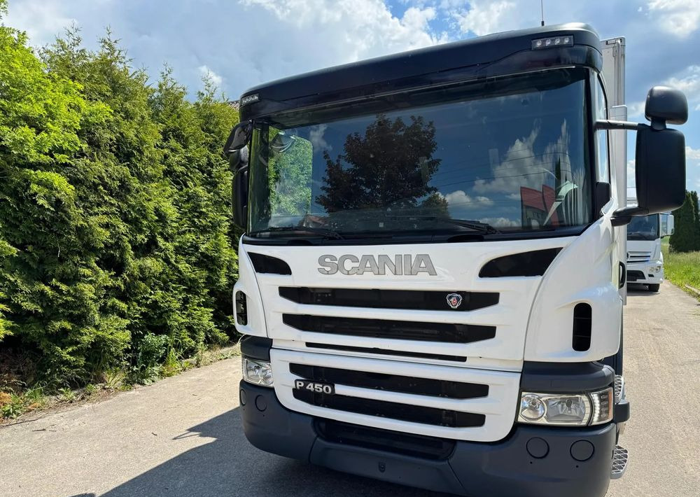 Scania Scania P 450 / CHŁODNIA + WINDA / 23 PALETY / EURO6 / OŚ SKRĘTNA / CARRIER/ ASO - Kühlkoffer LKW: das Bild 2 Scania Scania P 450 / CHŁODNIA + WINDA / 23 PALETY / EURO6 / OŚ SKRĘTNA / CARRIER/ ASO - Kühlkoffer LKW: das Bild 2