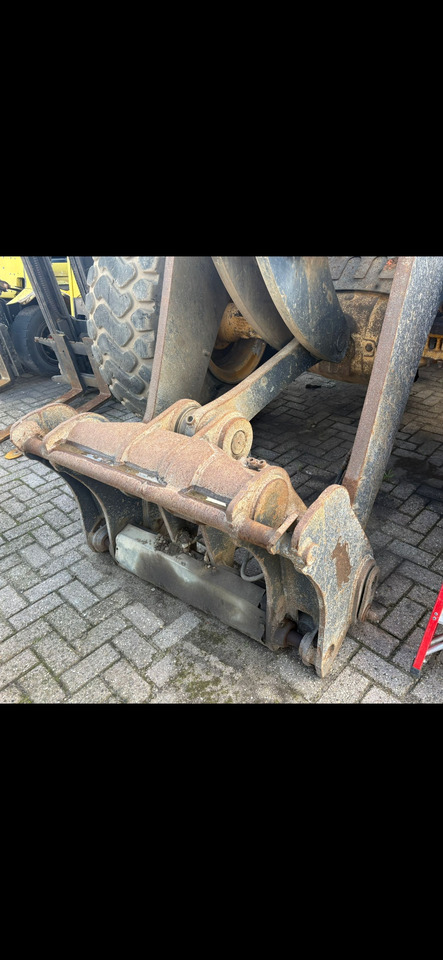 BELL L1806E - Lader: das Bild 4 BELL L1806E - Lader: das Bild 4