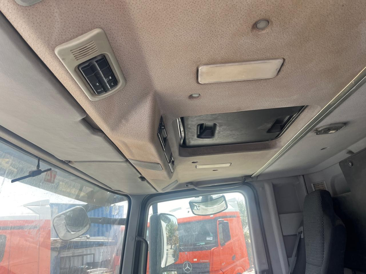 MERCEDES-BENZ Actros 3340 - Fahrgestell LKW: das Bild 5 MERCEDES-BENZ Actros 3340 - Fahrgestell LKW: das Bild 5