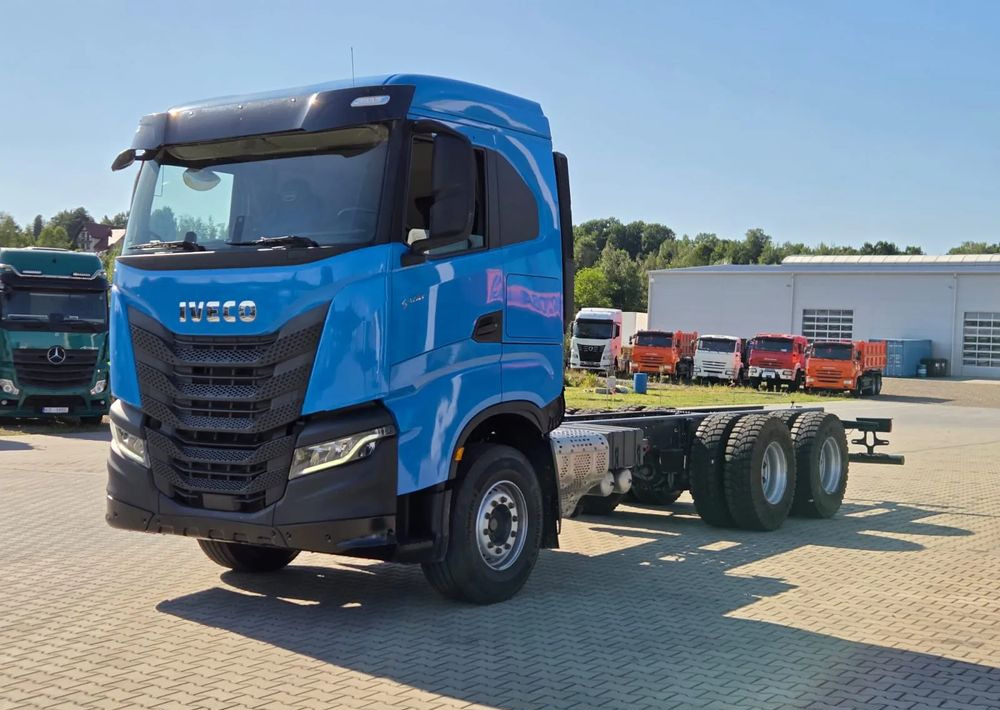 Iveco S-WAY - Fahrgestell LKW: das Bild 1 Iveco S-WAY - Fahrgestell LKW: das Bild 1