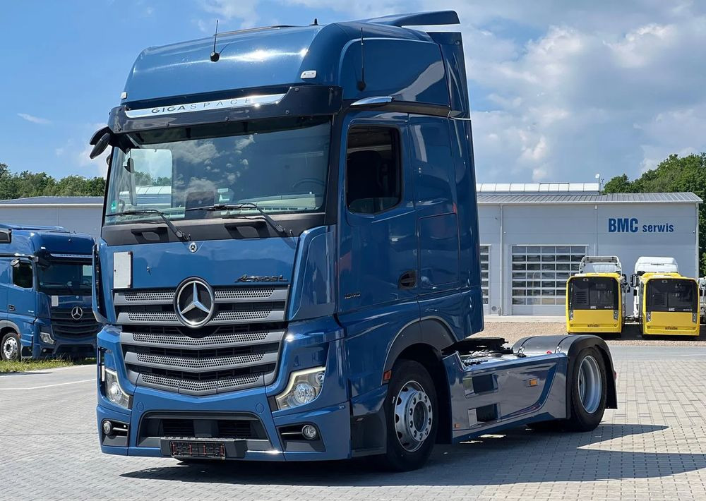 Mercedes-Benz ACTROS 1845 MEGA GIGA SPACE - Sattelzugmaschine: das Bild 2 Mercedes-Benz ACTROS 1845 MEGA GIGA SPACE - Sattelzugmaschine: das Bild 2