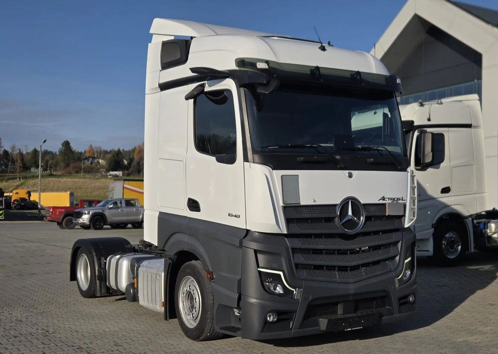 Mercedes-Benz Actros 1848 / MEGA /LOWDECK/ Retarder olejowy/ Klima Postojowa / Aktywny tempomat ACC/ - Sattelzugmaschine: das Bild 2 Mercedes-Benz Actros 1848 / MEGA /LOWDECK/ Retarder olejowy/ Klima Postojowa / Aktywny tempomat ACC/ - Sattelzugmaschine: das Bild 2