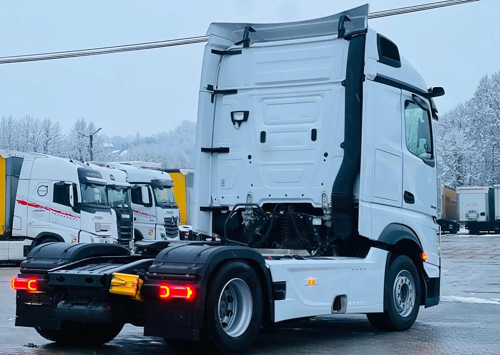 Mercedes-Benz Actros 1848/ Retarder olejowy/Klima Postojowa / Aktywny tempomat ACC/ - Sattelzugmaschine: das Bild 3 Mercedes-Benz Actros 1848/ Retarder olejowy/Klima Postojowa / Aktywny tempomat ACC/ - Sattelzugmaschine: das Bild 3