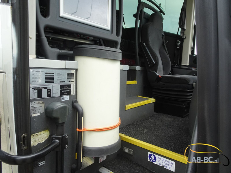 Scania Higer Touring HD, 54 Seats +Lift, Euro 6 - Reisebus: das Bild 2 Scania Higer Touring HD, 54 Seats +Lift, Euro 6 - Reisebus: das Bild 2