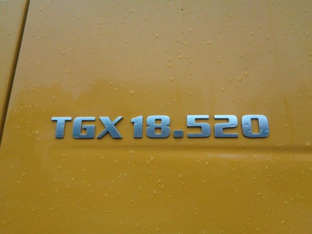 MAN XXL 520, Retarder, deutsches Fahrzeug - Sattelzugmaschine: das Bild 3 MAN XXL 520, Retarder, deutsches Fahrzeug - Sattelzugmaschine: das Bild 3