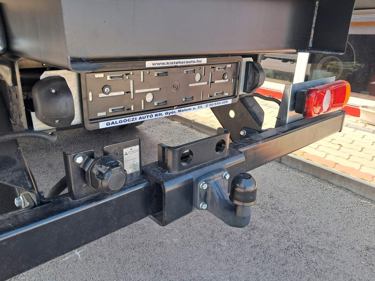 Pritsche Transporter Mitsubishi FUSO CANTER 6C18 4WD PRITSCHE+PM 6522P KRAN: das Bild 25