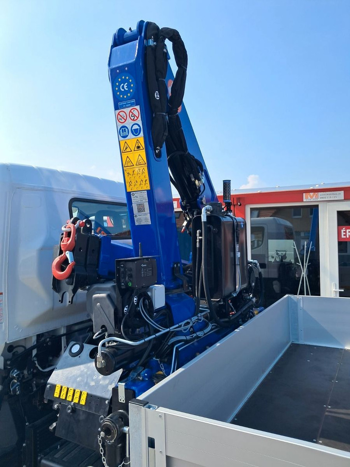 Pritsche Transporter Mitsubishi FUSO CANTER 6C18 4WD PRITSCHE+PM 6522P KRAN: das Bild 27