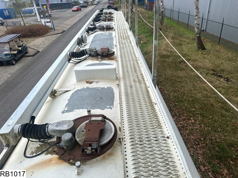 Tankauflieger Fruehauf Fuel 39886 Liter, 7 Compartments: das Bild 11 Tankauflieger Fruehauf Fuel 39886 Liter, 7 Compartments: das Bild 11