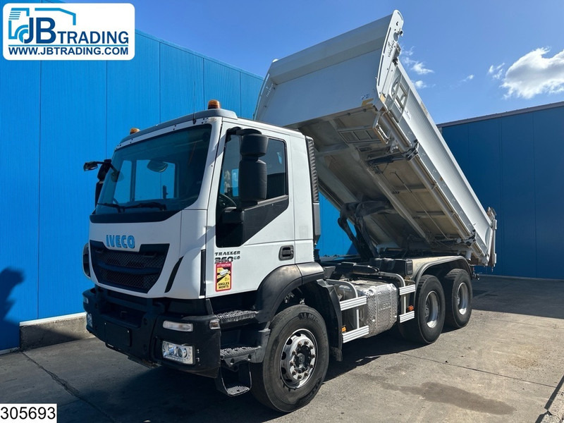 Iveco 260T36 6x4, EURO 6, Steel - Kipper: das Bild 1 Iveco 260T36 6x4, EURO 6, Steel - Kipper: das Bild 1