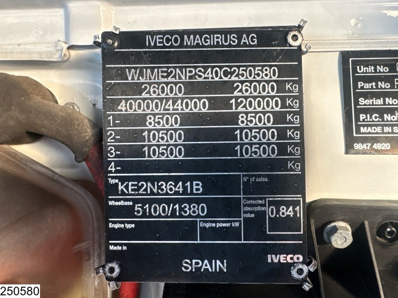 Iveco Trakker 360 6x4, EURO 5, Steel suspension - Pritsche LKW: das Bild 5 Iveco Trakker 360 6x4, EURO 5, Steel suspension - Pritsche LKW: das Bild 5