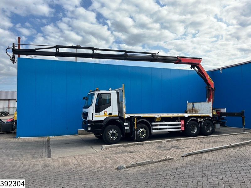 Iveco Trakker 360 8x4, EURO 6, Retarder, Palfinger - Pritsche LKW, Autokran: das Bild 3 Iveco Trakker 360 8x4, EURO 6, Retarder, Palfinger - Pritsche LKW, Autokran: das Bild 3