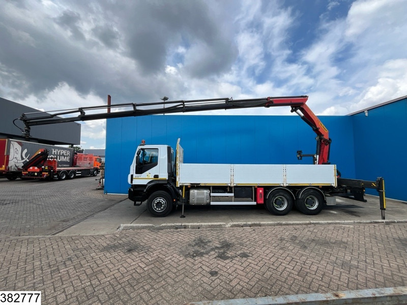 Iveco Trakker 410 6x4, EURO 6, Retarder, Palfinger, Remote - Pritsche LKW, Autokran: das Bild 4 Iveco Trakker 410 6x4, EURO 6, Retarder, Palfinger, Remote - Pritsche LKW, Autokran: das Bild 4