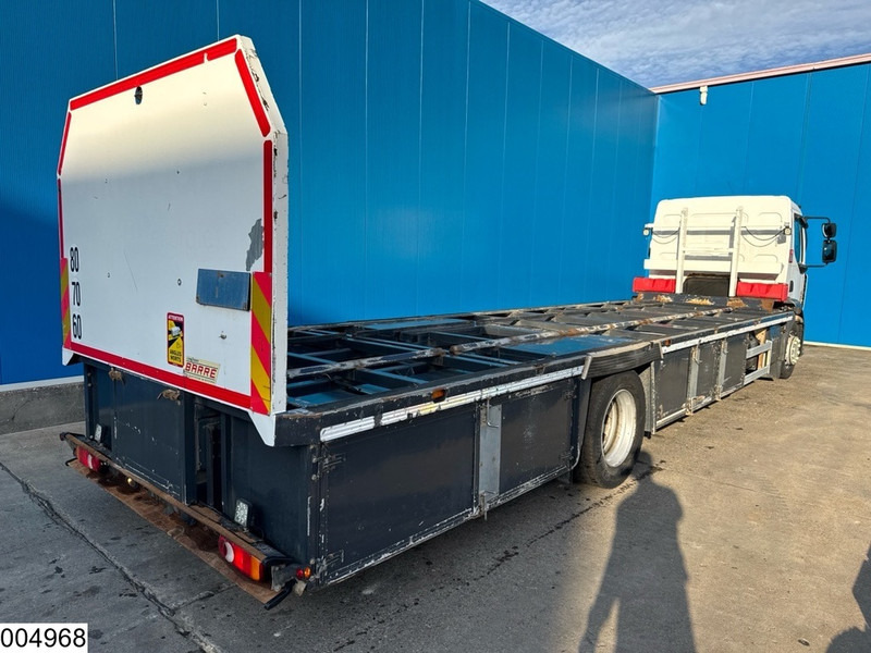 Renault D 18 280 EURO 6 - Pritsche LKW: das Bild 2 Renault D 18 280 EURO 6 - Pritsche LKW: das Bild 2