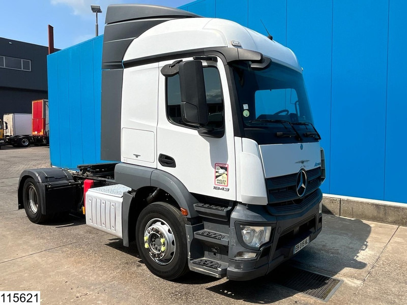 Mercedes-Benz Actros 1843 EURO 6 - Sattelzugmaschine: das Bild 2 Mercedes-Benz Actros 1843 EURO 6 - Sattelzugmaschine: das Bild 2