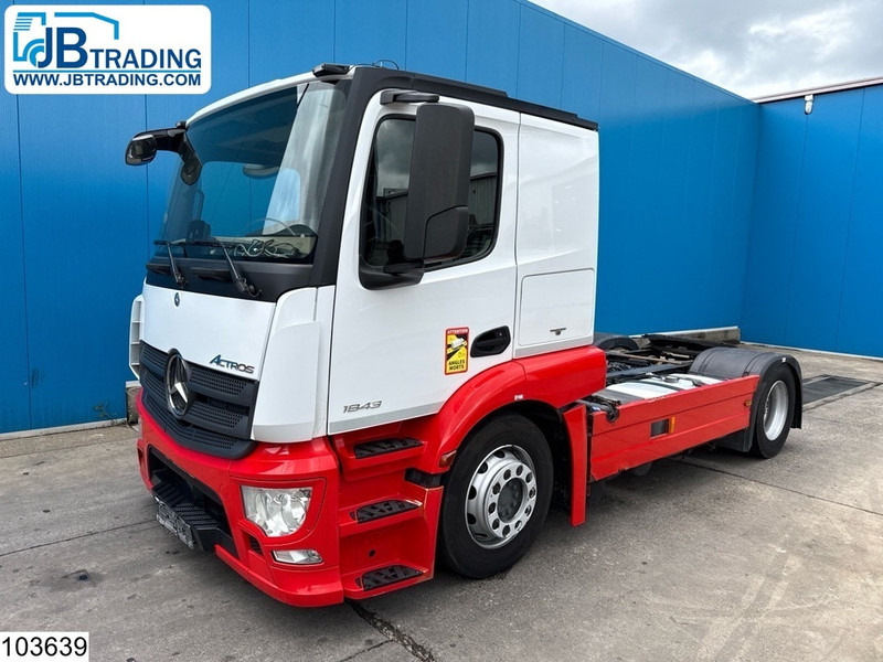 Mercedes-Benz Actros 1843 EURO 6, Retarder, PTO, LOHR, Standairco - Sattelzugmaschine: das Bild 1 Mercedes-Benz Actros 1843 EURO 6, Retarder, PTO, LOHR, Standairco - Sattelzugmaschine: das Bild 1
