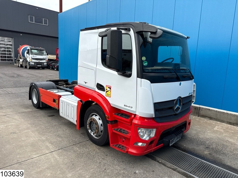 Mercedes-Benz Actros 1843 EURO 6, Retarder, PTO, LOHR, Standairco - Sattelzugmaschine: das Bild 2 Mercedes-Benz Actros 1843 EURO 6, Retarder, PTO, LOHR, Standairco - Sattelzugmaschine: das Bild 2