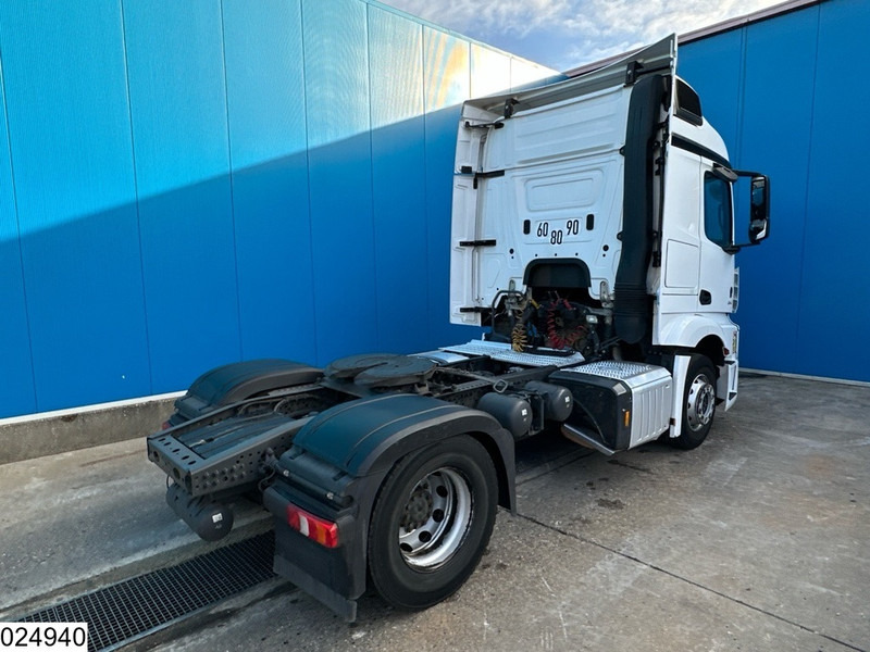Mercedes-Benz Actros 1845 EURO 6, MP5 - Sattelzugmaschine: das Bild 2 Mercedes-Benz Actros 1845 EURO 6, MP5 - Sattelzugmaschine: das Bild 2
